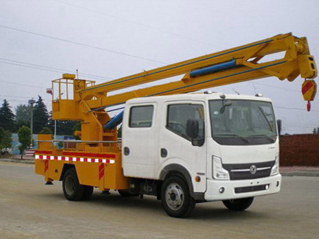 越野高空作業(yè)車(chē)